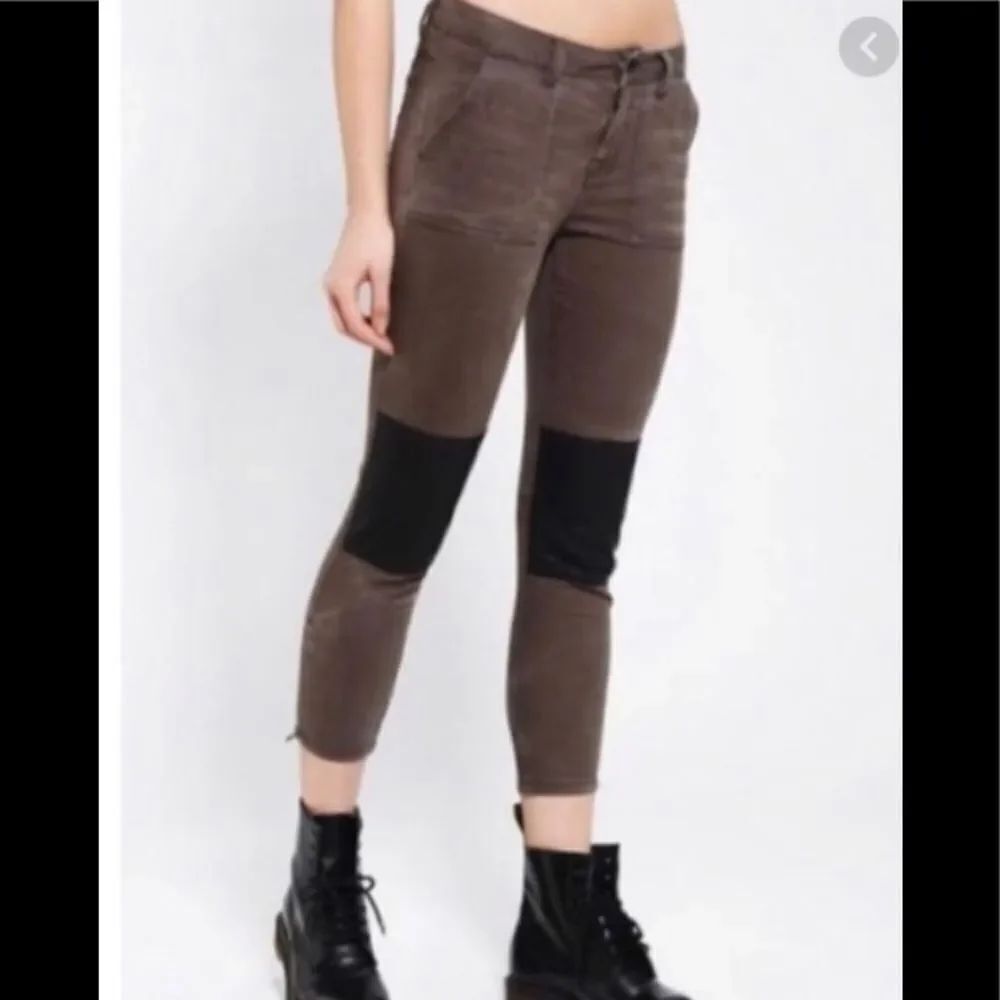 UO BDG khaki cropped faux  leather knee skinny jeans 26